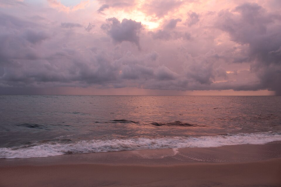 Marari Beach - budget travel